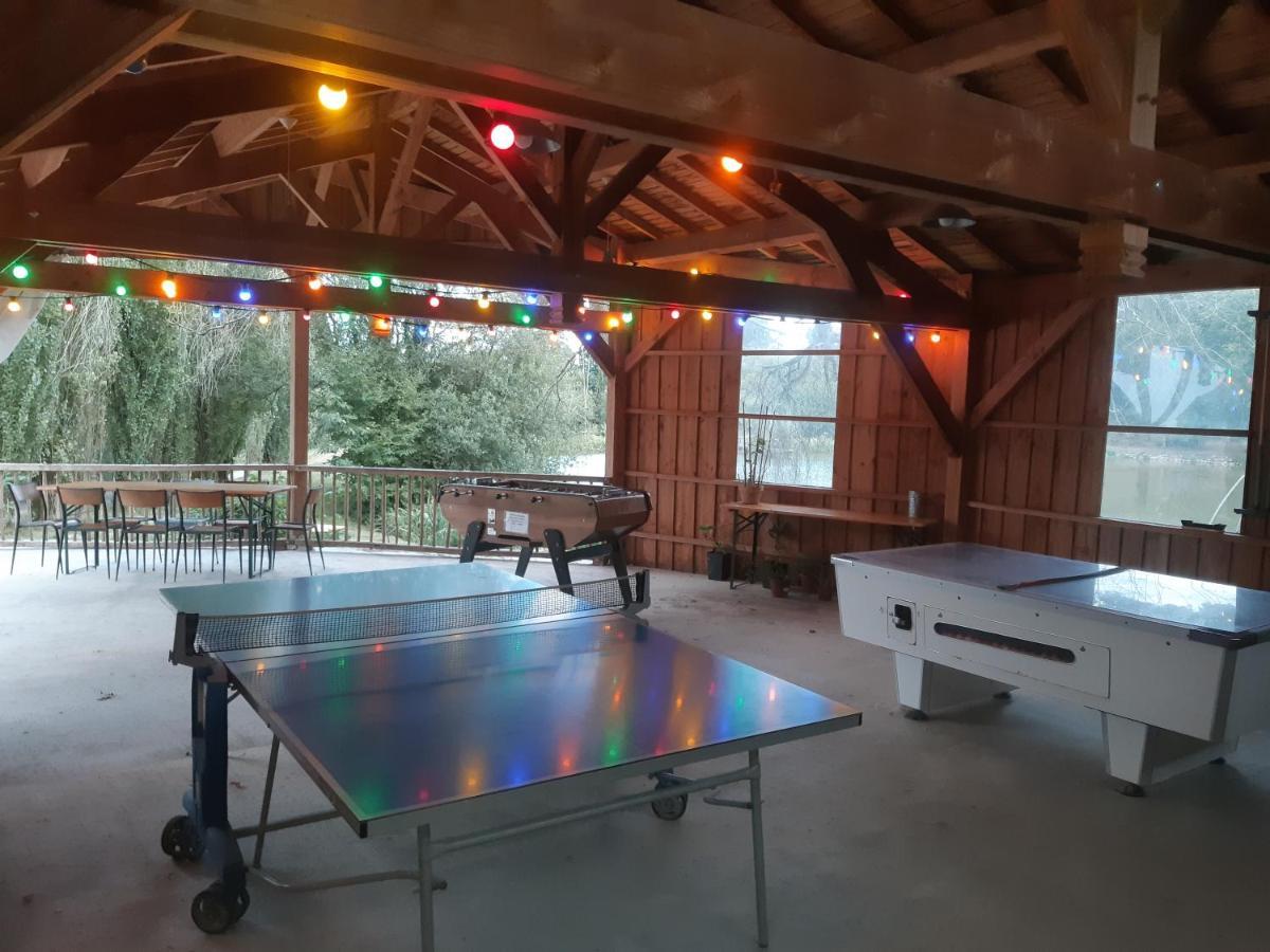 Camping De La Chagnee Saint-Aubin-le-Cloud Eksteriør billede