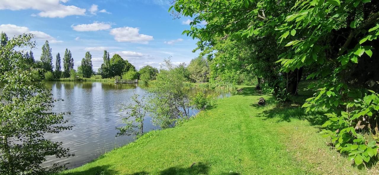 Camping De La Chagnee Saint-Aubin-le-Cloud Eksteriør billede