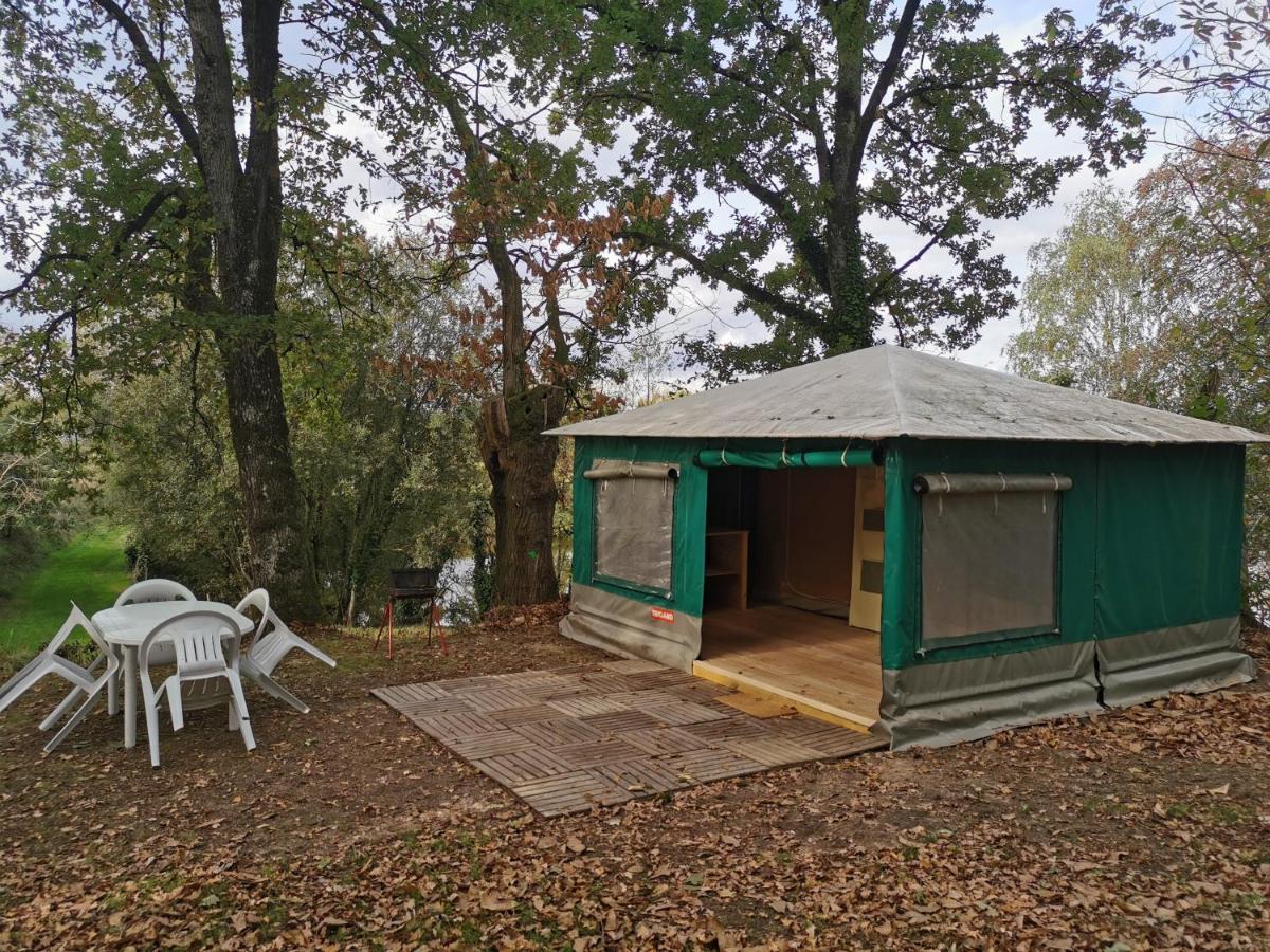 Camping De La Chagnee Saint-Aubin-le-Cloud Eksteriør billede