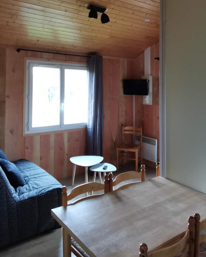 Camping De La Chagnee Saint-Aubin-le-Cloud Eksteriør billede